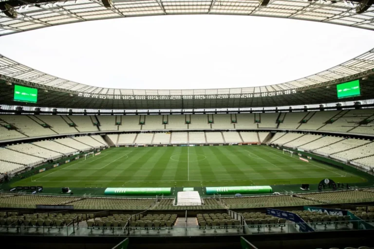 Arena Castelão cheia para o confronto Ceará x ABC