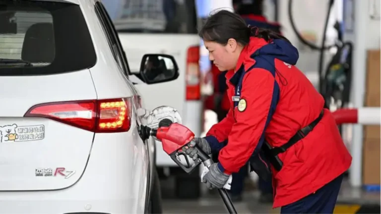 Navio petroleiro chinês, Estreito de Ormuz, crise do petróleo