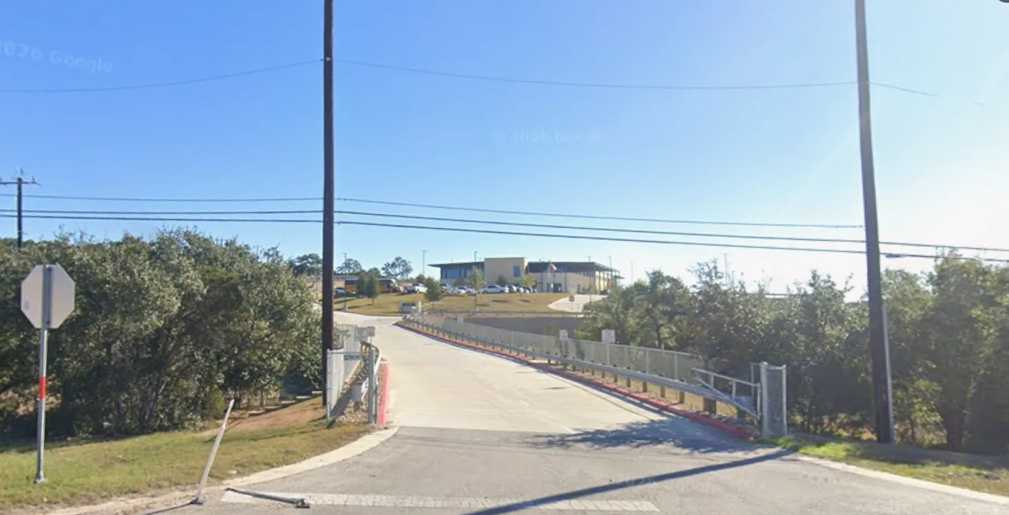 Escola Hill Country College Preparatory High School, Bulverde, Texas, tiroteio