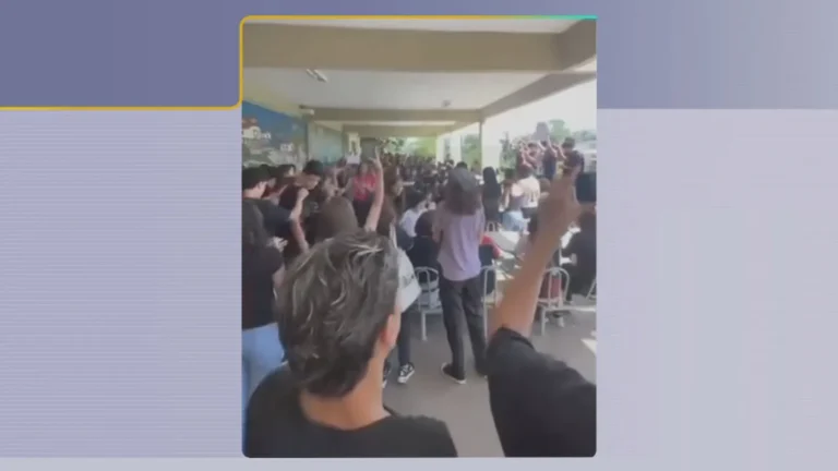 Estudantes protestam por denúncia de estupro em Sorocaba