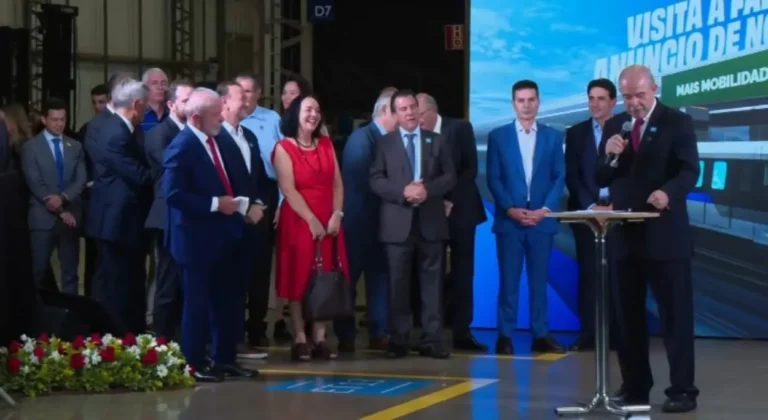 Fábrica de trens CRRC Brasil e Comporte Participações em Araraquara produzindo novos vagões para o Trem Intercidades.