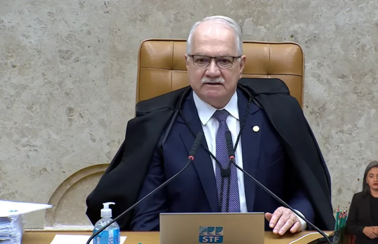 Ministro Edson Fachin STF decisão quebra sigilo Toffoli