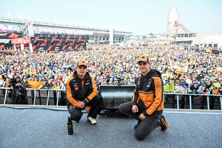 Fórmula 1 em Suzuka, GP do Japão, treino livre, carro de corrida