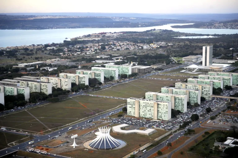 Palácio do Planalto, Brasília, governo, novos cargos federais, serviço público