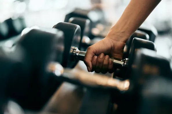 Policial militar denuncia importunação sexual em vestiário de academia de BH