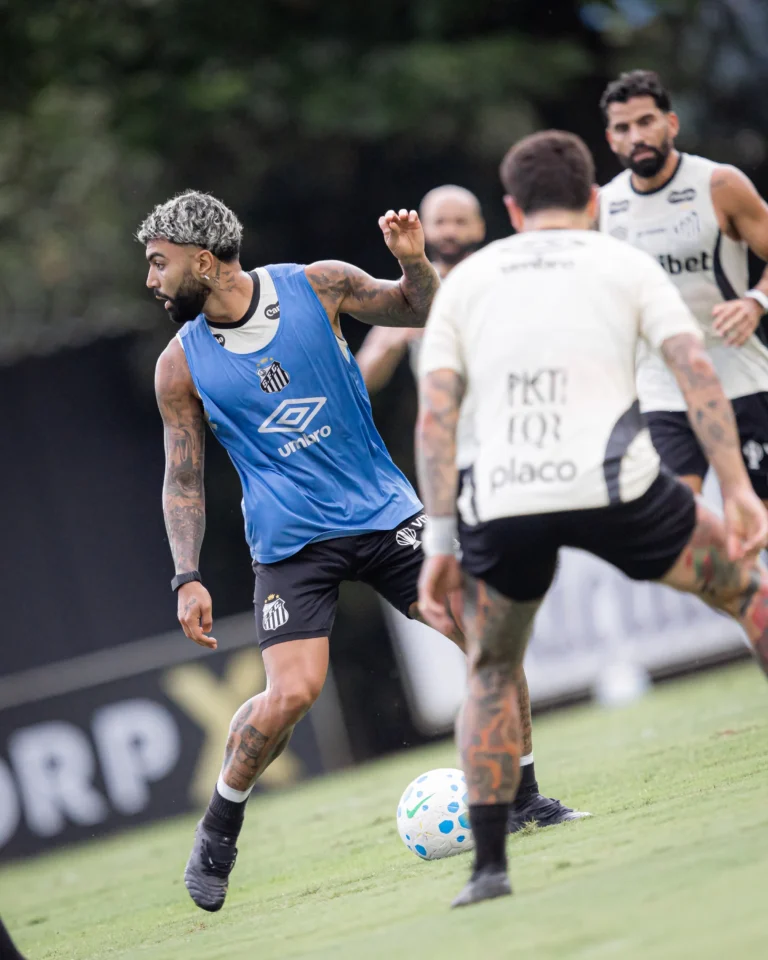 Neymar na academia, Gabigol treinando com bola - Treino Santos