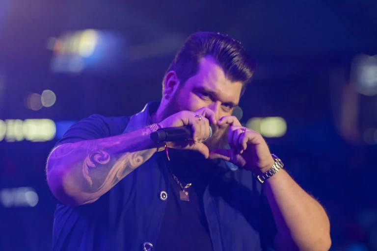 Panda cantando no rodeio de Barretos