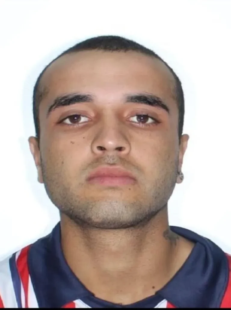 Equipe policial no Jardim Margarida, Mogi das Cruzes, investigando a morte de Gabriel Rodrigues da Silva Santos