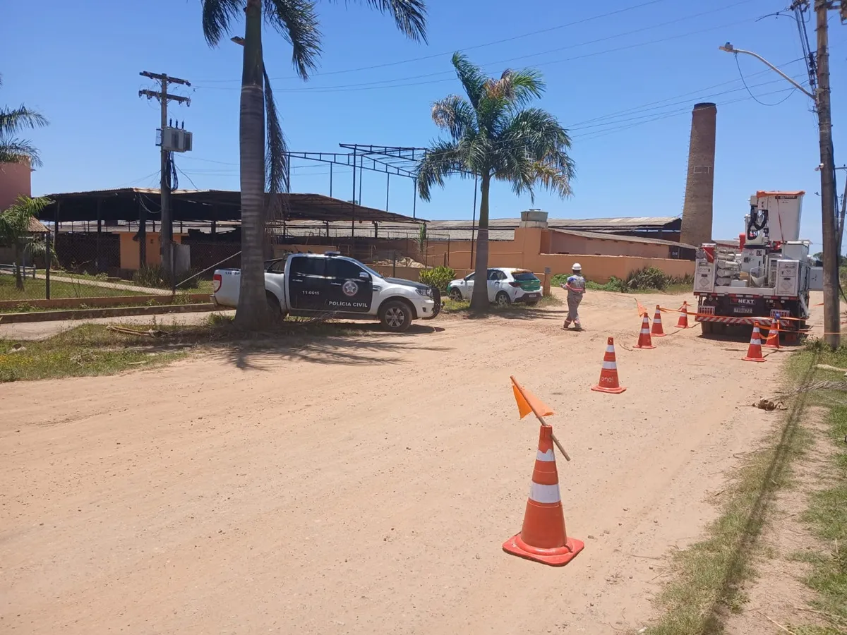 Furto de energia Rio das Ostras, rede elétrica, prejuízos Enel