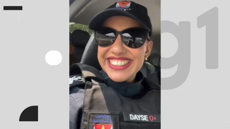 Dayse Barbosa, Comandante da Guarda de Vitória, com uniforme da corporação