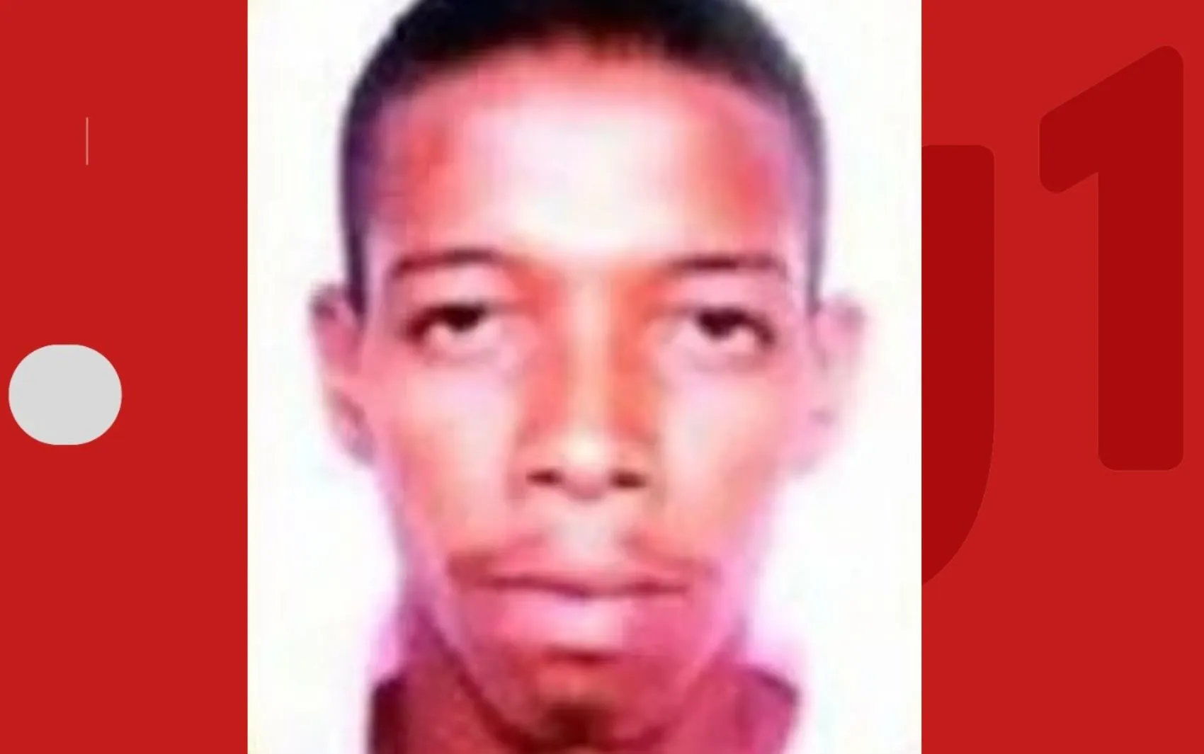 Policiais prendendo 'Leo Barata' no hospital por homicídio e tráfico de drogas.