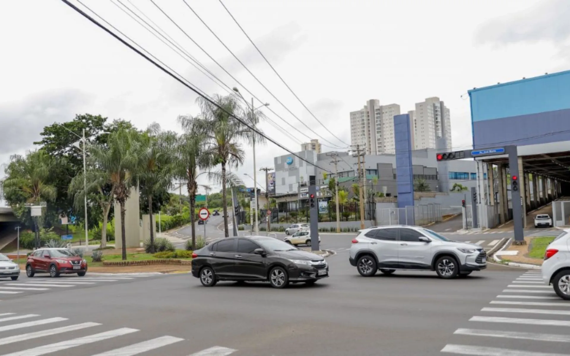 Radar de trânsito em funcionamento em Rio Preto, fiscalização eletrônica, suspensão de licitação TCE