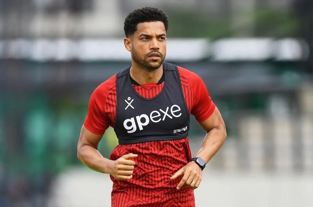 Zagueiro Lucas Rocha em treino do Volta Redonda para a Série C