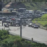 Acidente Rodovia dos Bandeirantes com motociclista ferido e resgate aéreo