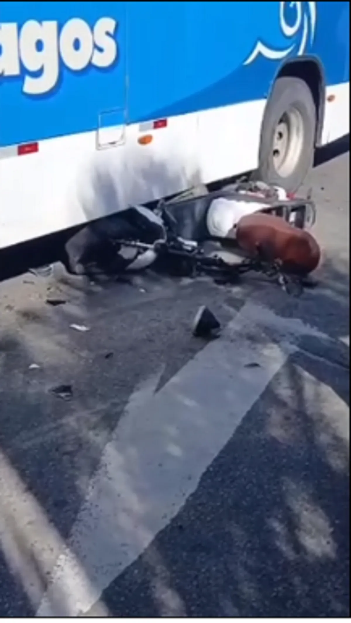 Acidente Saquarema moto elétrica ônibus Rua Professor Souza Bacaxá