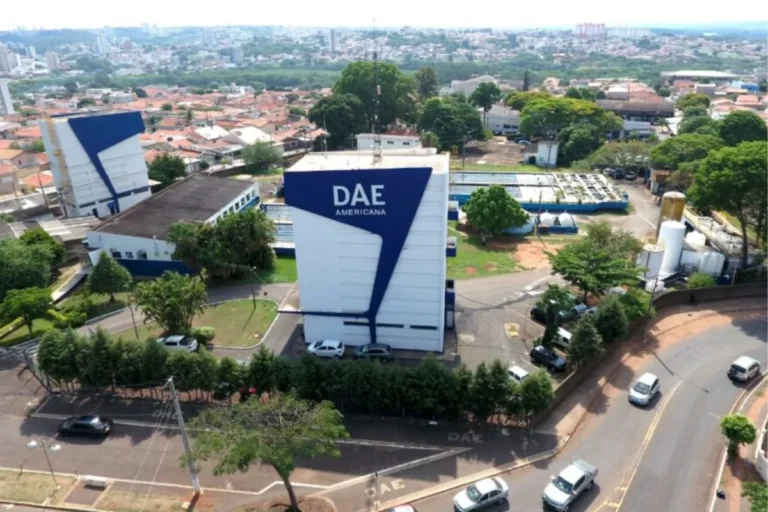 Estação de tratamento de esgoto moderna em Americana