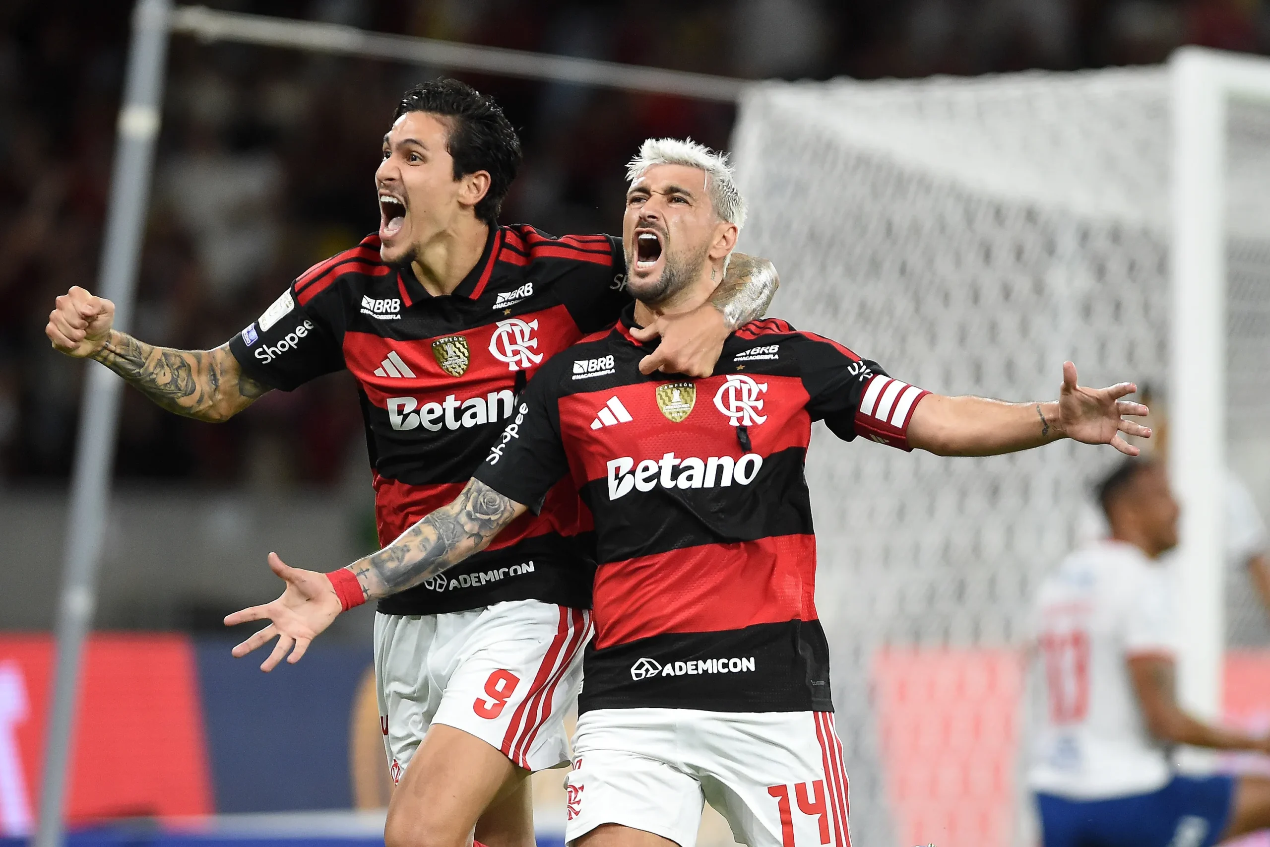 Flamengo vitória Bahia, comemoração gol, Brasileirão 2026, Arrascaeta Pedro Paquetá
