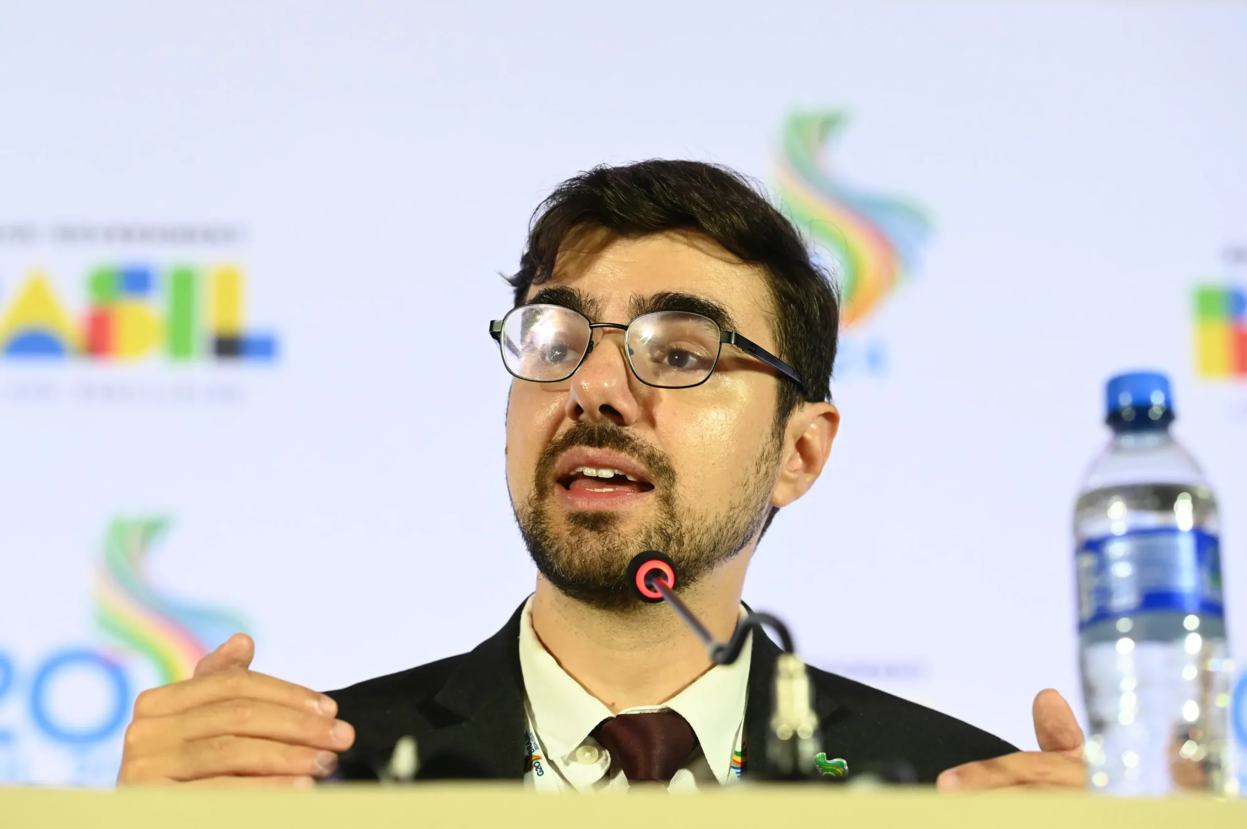 Guilherme Mello, secretário-executivo do Ministério do Planejamento, em foto profissional