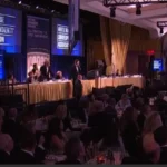 Serviço Secreto retirando Trump de jantar na Casa Branca