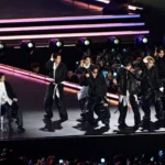 BTS em concerto, turnê mundial, K-pop, palco, fãs, América Latina