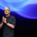 Tim Cook e John Ternus, transição de CEO da Apple
