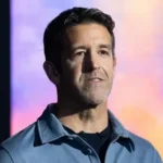 John Ternus, novo CEO Apple, sucessor de Tim Cook