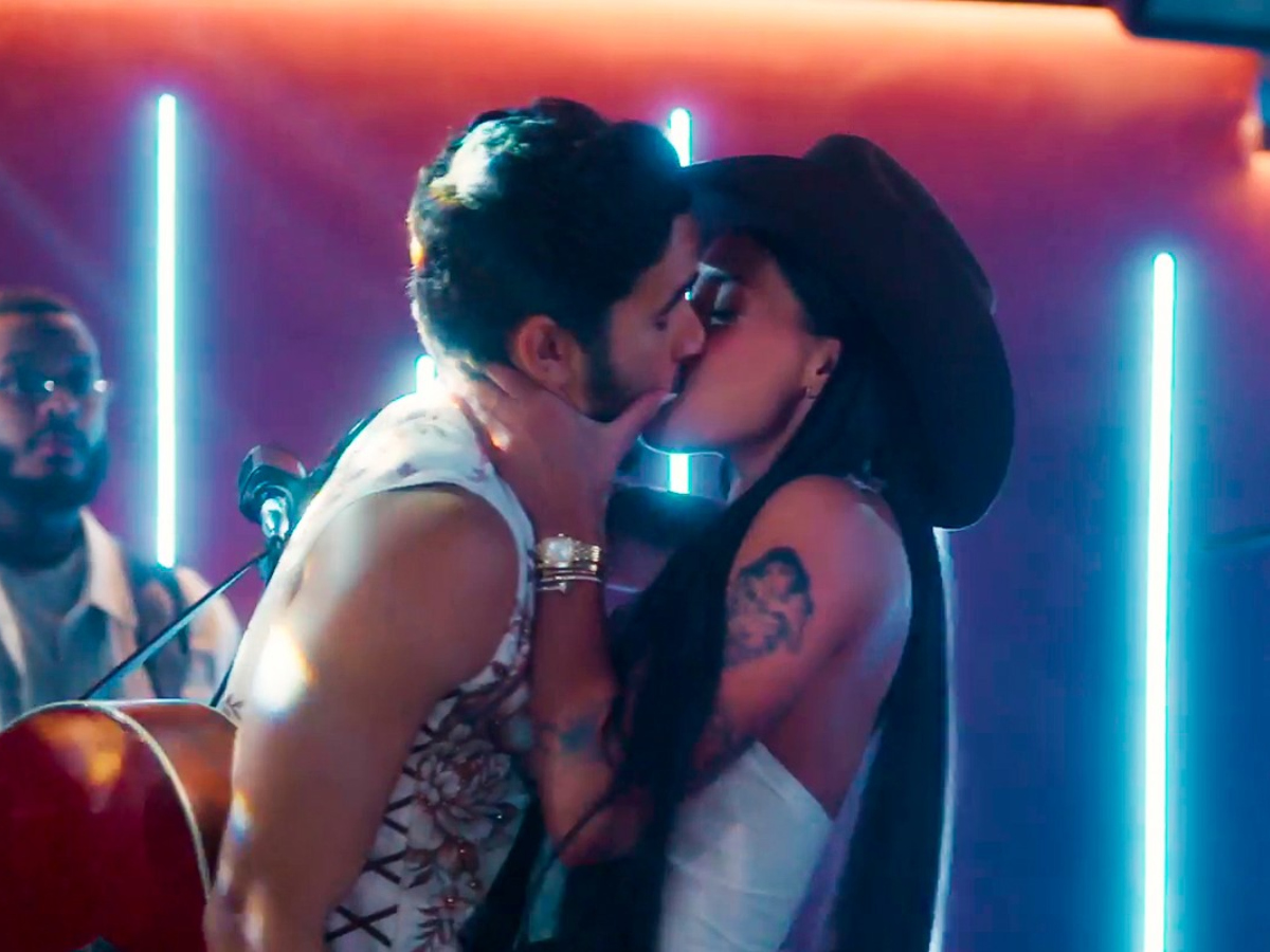 Avó de Ana Castela Dona Neiva reagindo ao beijo da cantora com Filipe Bragança em Coração Acelerado