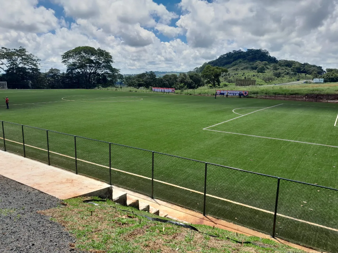 Centro de Treinamento Botafogo-SP categorias de base e Certificado de Clube Formador