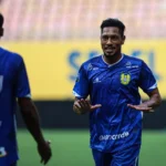 Hernane Brocador jogando pelo Nacional-AM