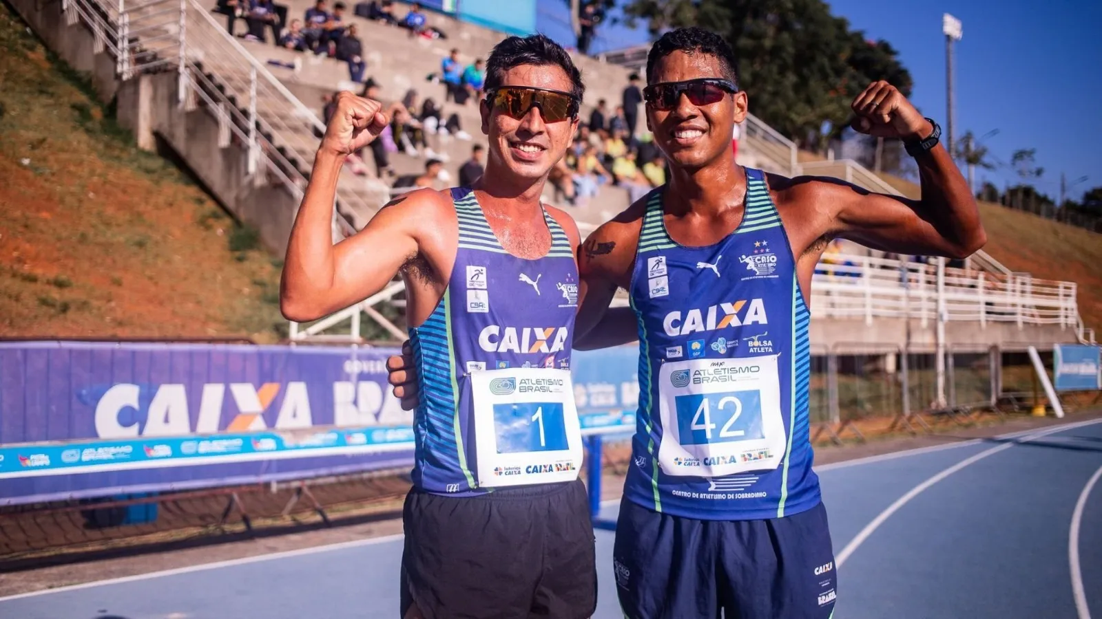 Caio Bonfim em competição de marcha atlética quebrando recorde