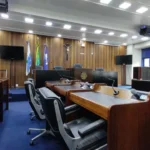 Prédio da Câmara Municipal de Cabo Frio, local da aprovação da reestruturação da prefeitura.