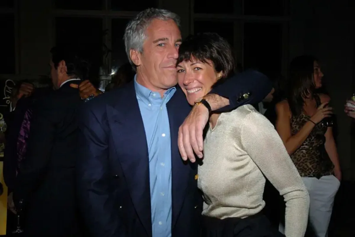 Ghislaine Maxwell, perdão presidencial, caso Epstein, Congresso EUA