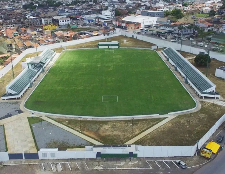Partida de futebol Lagarto x Treze pela Série D no Estádio Paulo Barreto