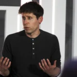 Sam Altman, CEO da OpenAI, refletindo sobre falha de segurança e pedido de desculpas