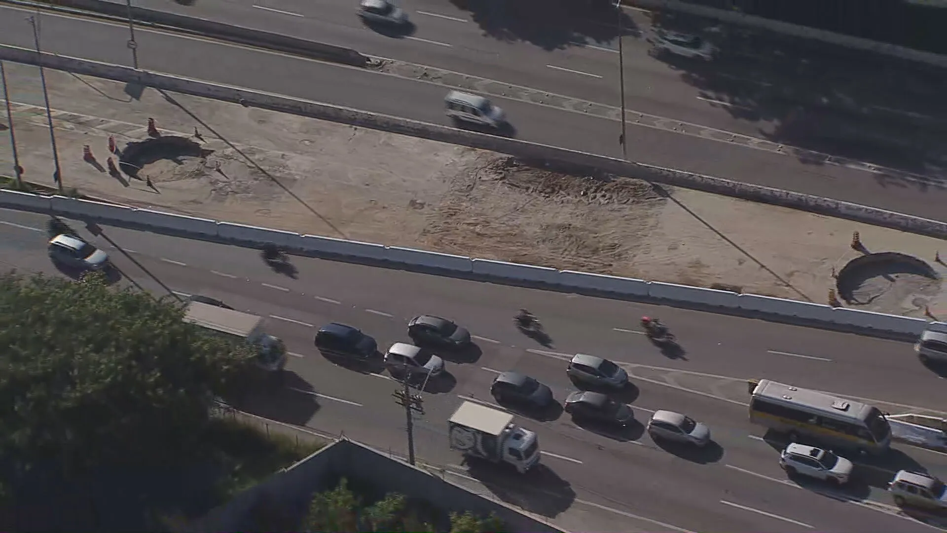 Sabesp multada Cetesb esgoto rios Tietê Pinheiros Billings poluição ambiental