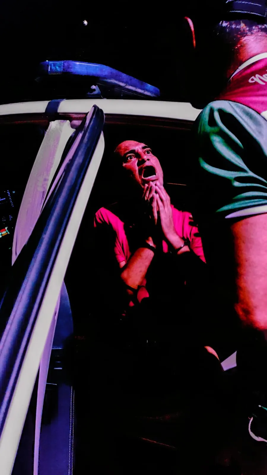 Chefe do tráfico Juninho do Mandela sendo preso pela Polícia Civil em Guarapari.