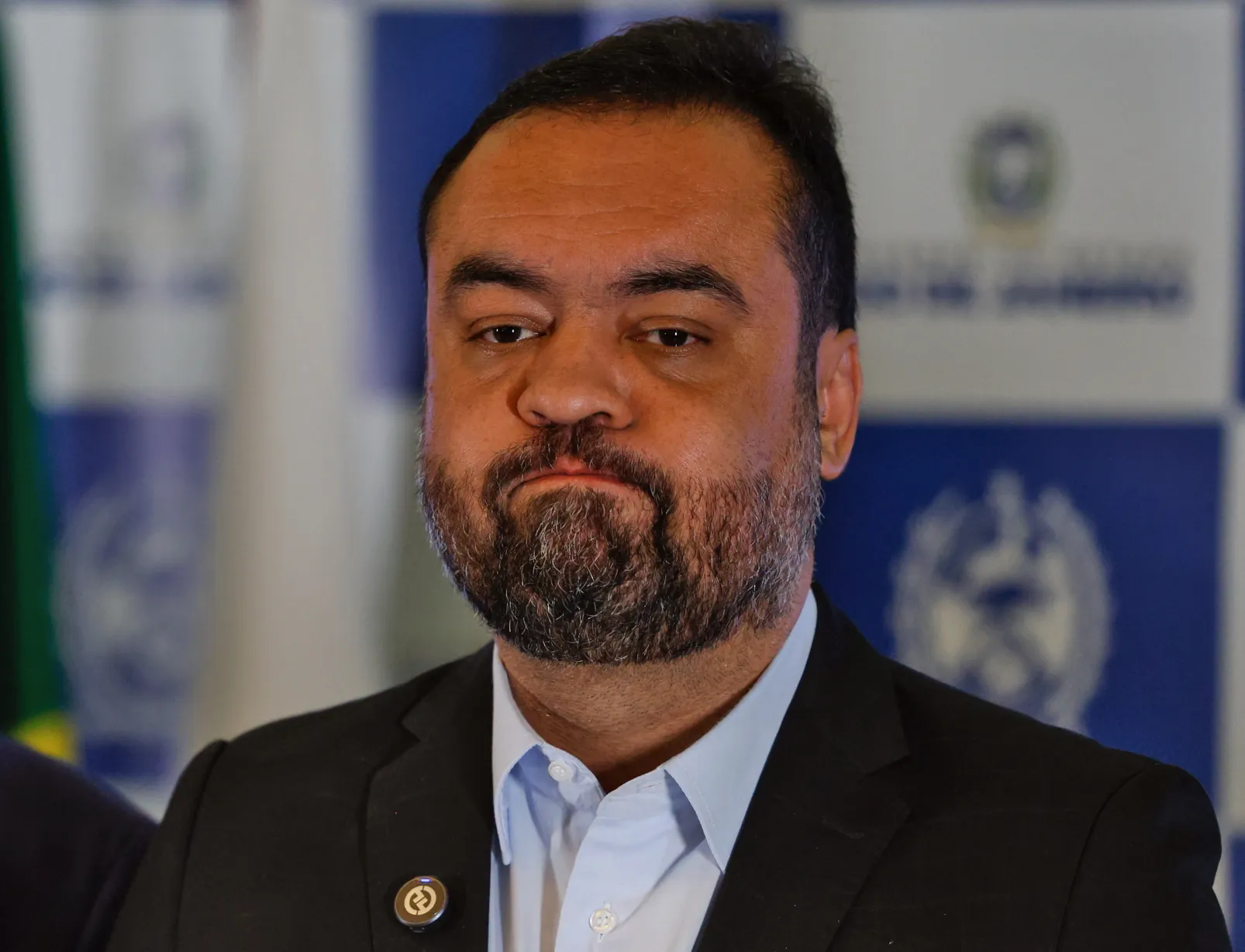 Cláudio Castro, político, CPI, Crime Organizado, lombalgia, ausência