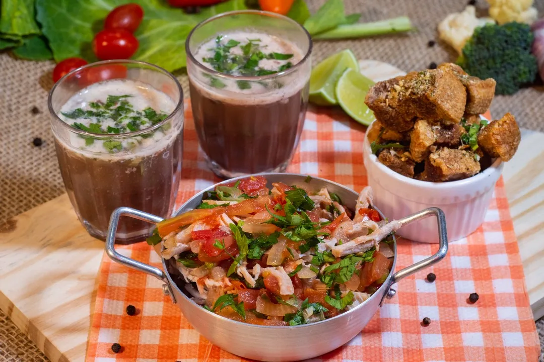 Petiscos com vegetais do Comida Di Buteco em São Paulo