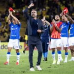 Jogadores do Cruzeiro celebrando gol em jogo no Mineirão