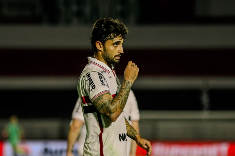 Patrick Brey Botafogo-SP capitão Série B confiança