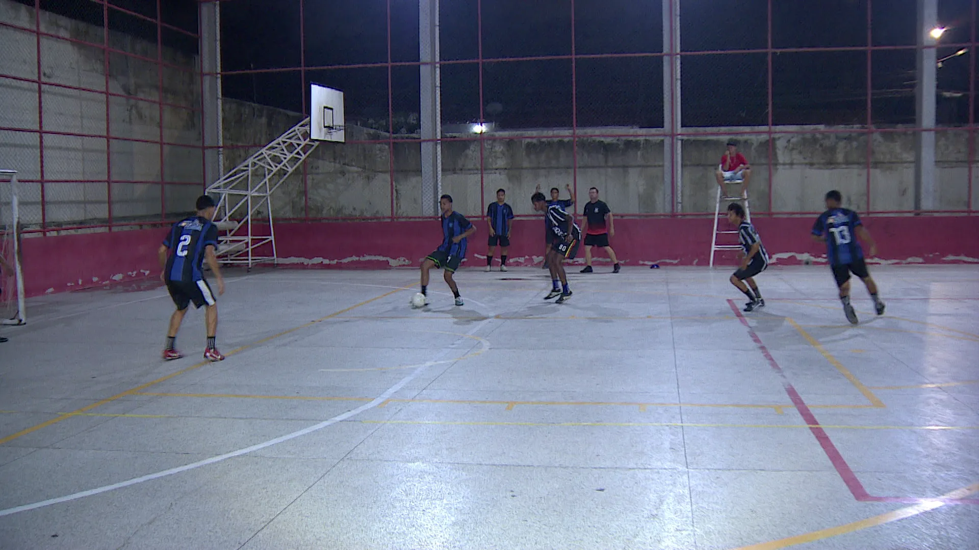 Time de futsal Santa Maria City em treino noturno, se preparando para a Copa TV Sergipe