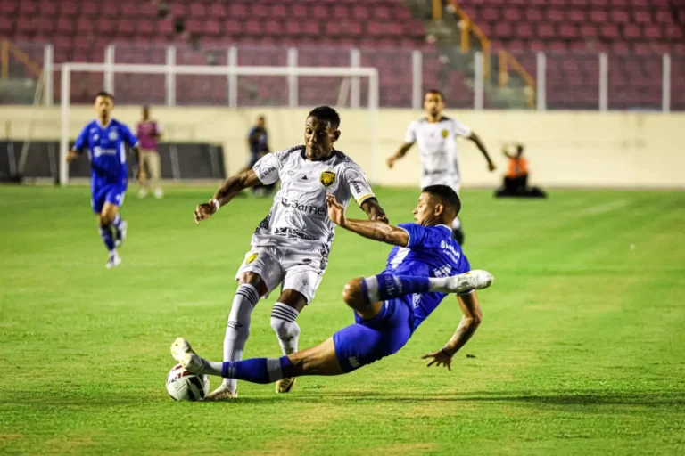 Amazonas FC vitória Série C, Cristian de Souza, elenco trabalhador, futebol amazonense