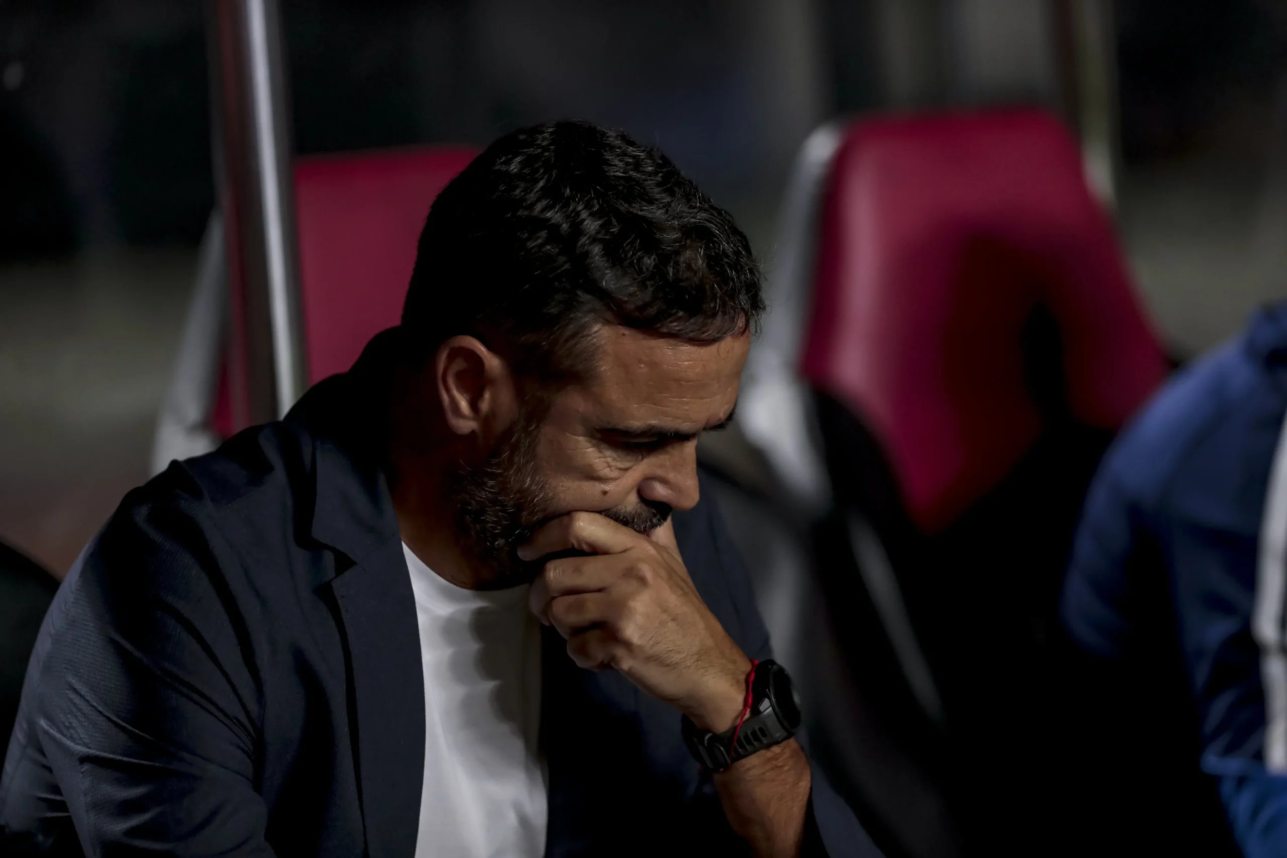 Jogador do Cruzeiro comemora gol em partida importante para sair do Z-4