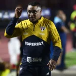 Roger Machado preocupado com o meio-campo desfalcado do São Paulo