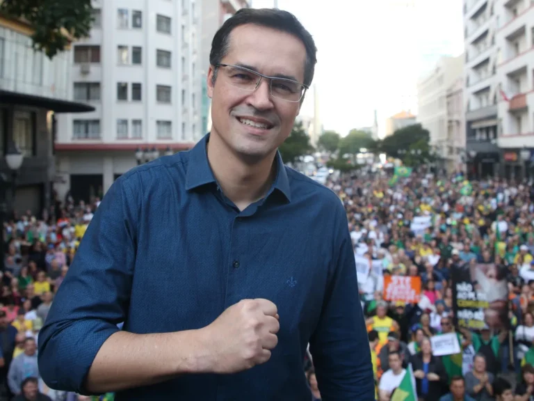 Deltan Dallagnol, político, pré-candidato, Senado, inelegibilidade