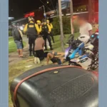 Policiais na Avenida Borges de Medeiros após tiroteio por roubo de moto
