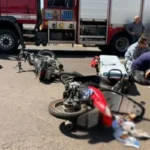 Acidente de motos em Adamantina com vítimas sendo socorridas