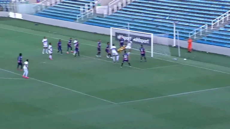 Torcida vibrante em estádio do Piauí durante jogo da Série D 2026
