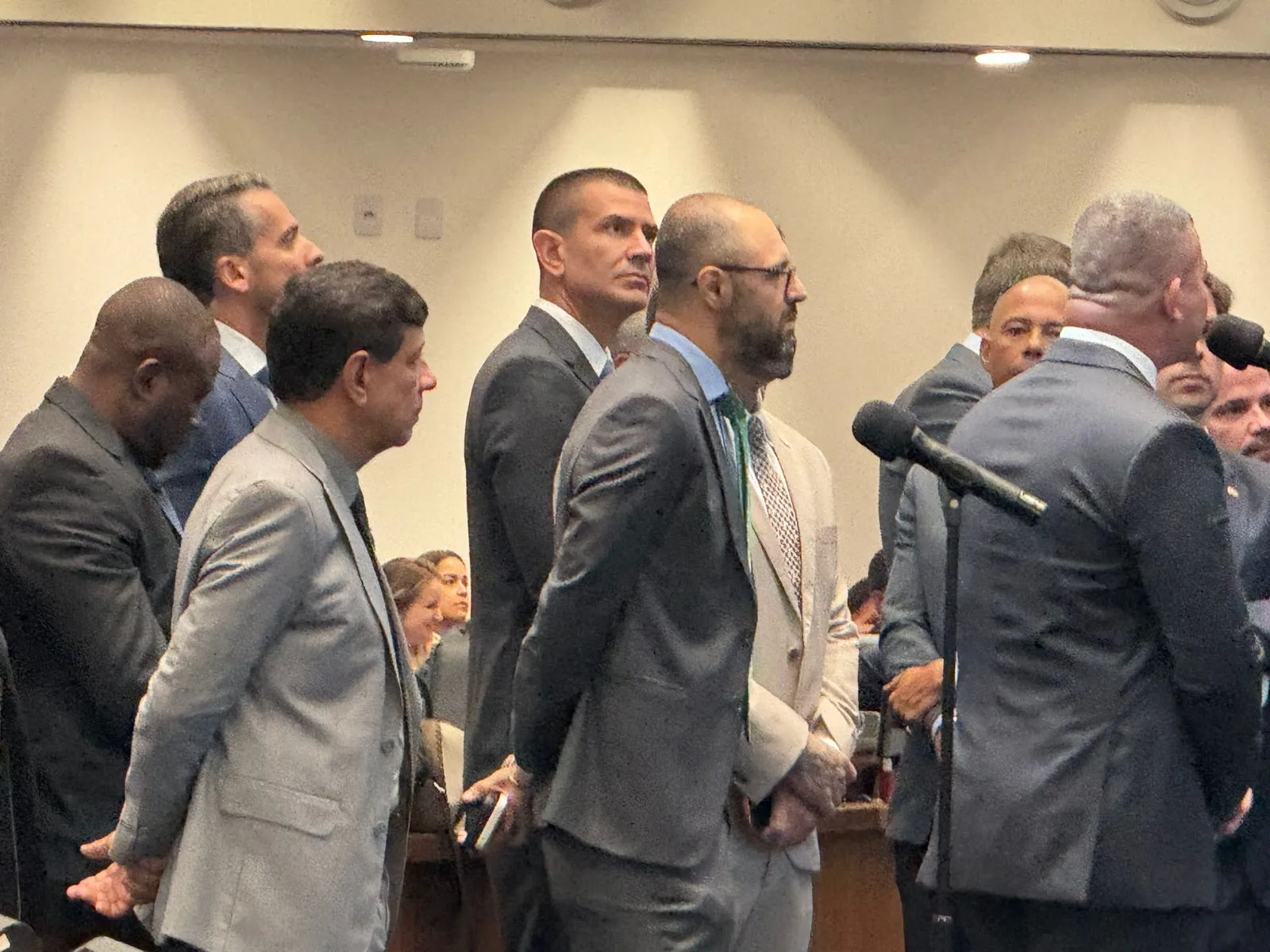 Douglas Ruas presidente Alerj, eleição contestada, plenário Alerj, política Rio de Janeiro