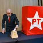 Políticos do PT em congresso, discutindo reformas, reforma do Judiciário, eleições, Brasília